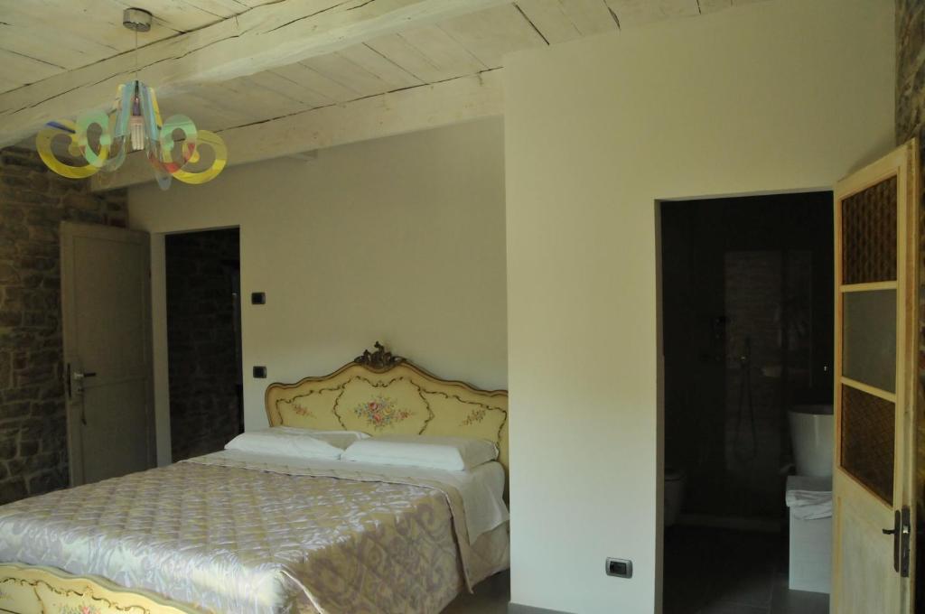 La Locanda Della Campanara Santa Sofia Szoba fotó
